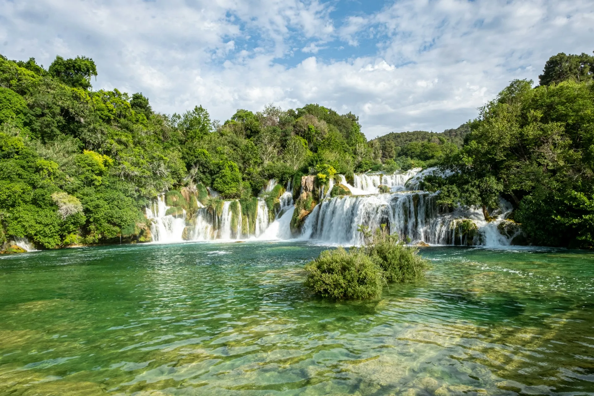 Private transfer from Split to Krka National Park