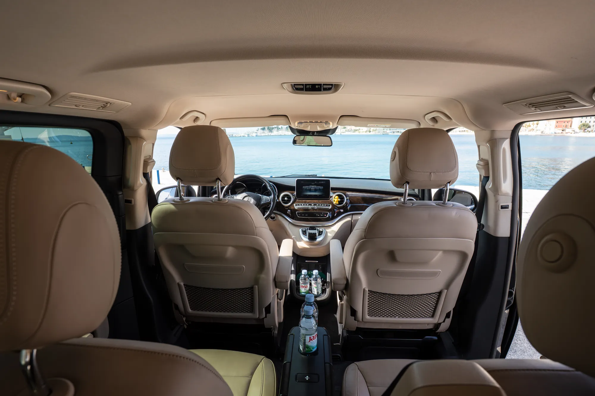 Mercedes V-Class detail shot