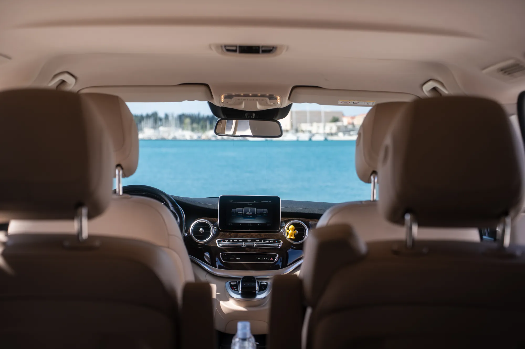 Mercedes V-Class tour transfer
