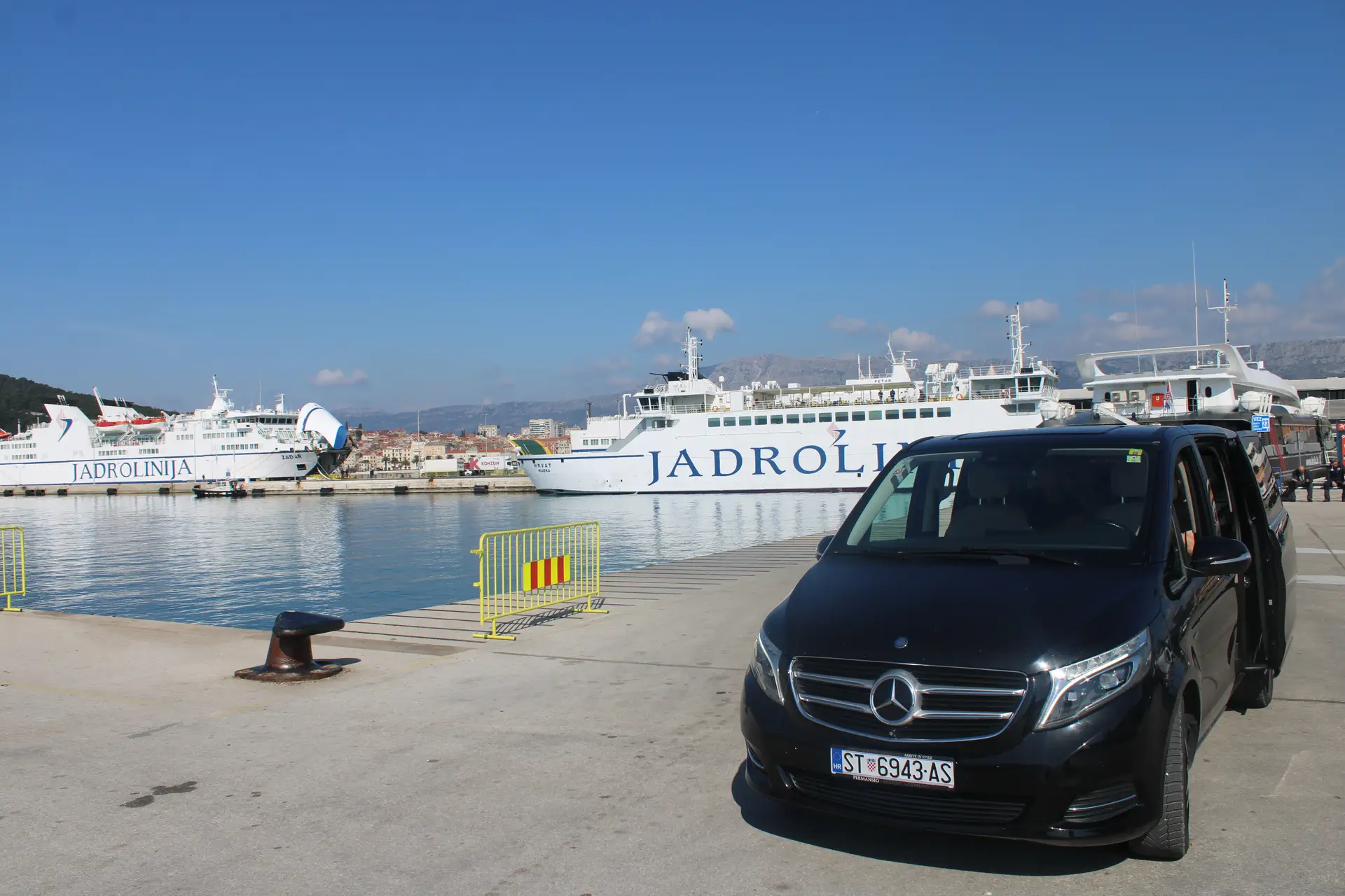 Mercedes V-Class exterior